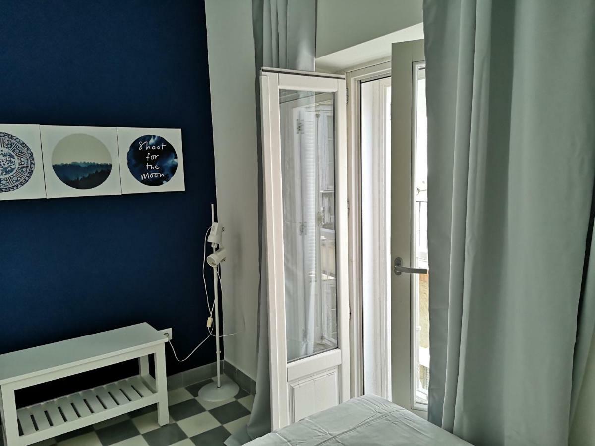 Apartamento Apodaca Кадис Екстериор снимка